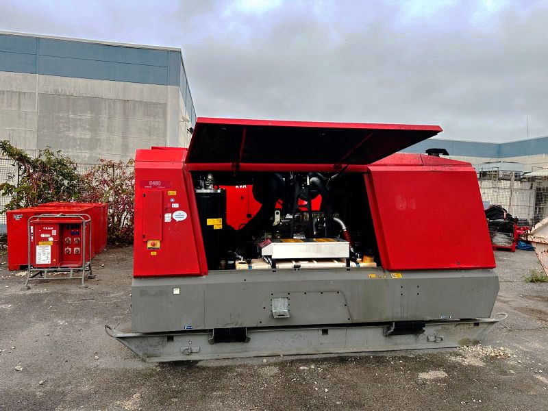 Réparation express sur compresseur KAESER M250