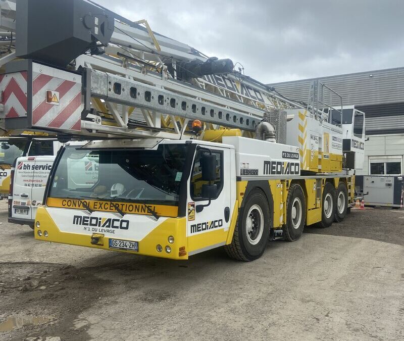 Grue mobile immobilisée intervention sur une Liebherr MK88 équipée d’un moteur DEUTZ TCD 2.9